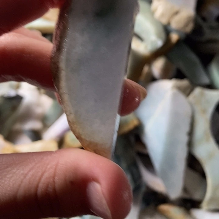 翡翠颈饰未镶嵌天然翡翠