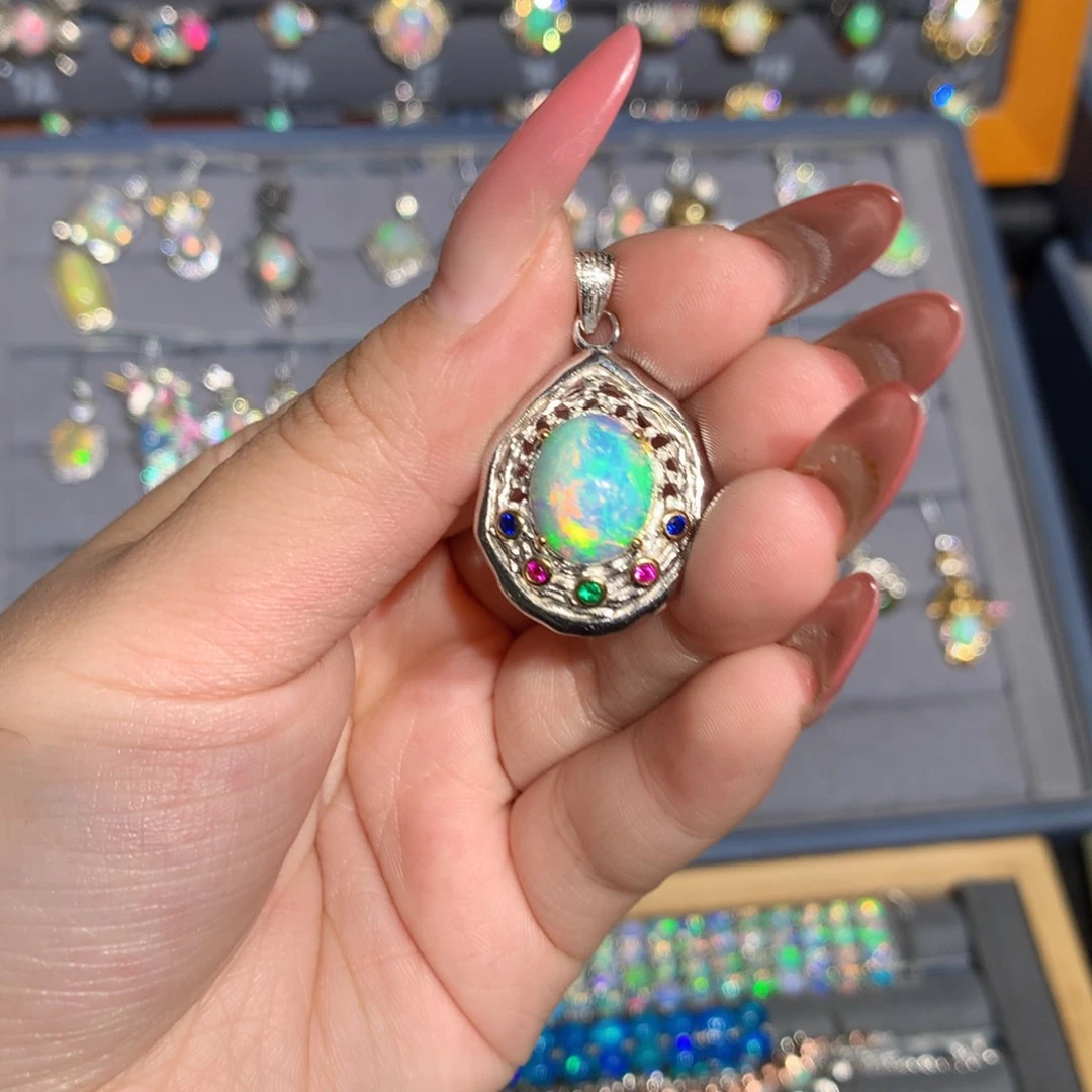 银S925镶嵌欧泊欧泊吊坠l