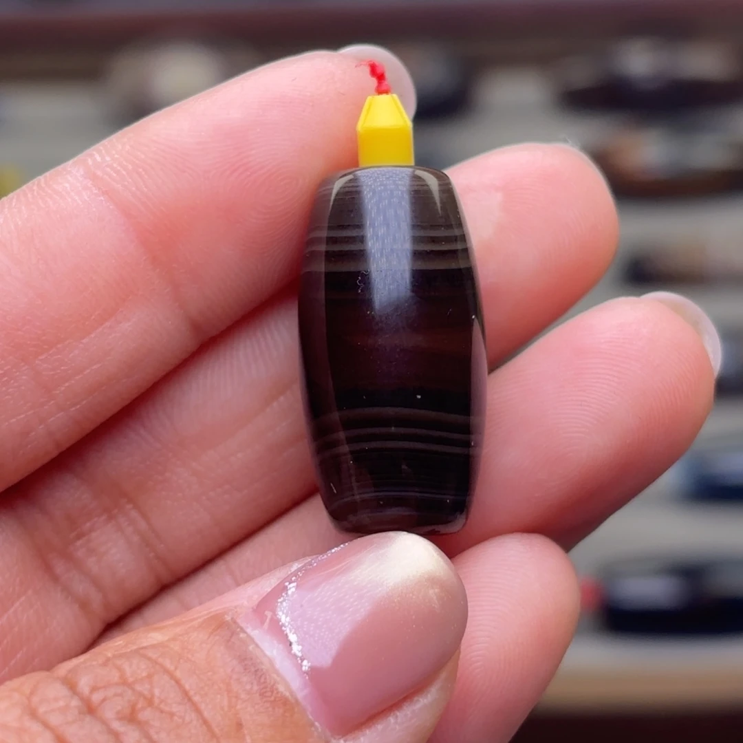 轩***轩玛瑙/玉髓未镶嵌颈饰