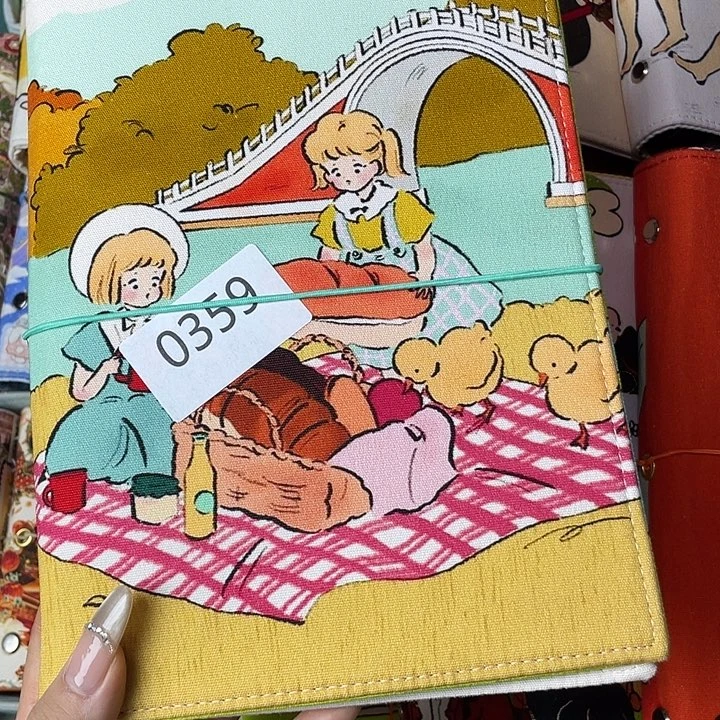 织绣A5 活页不加纸0359