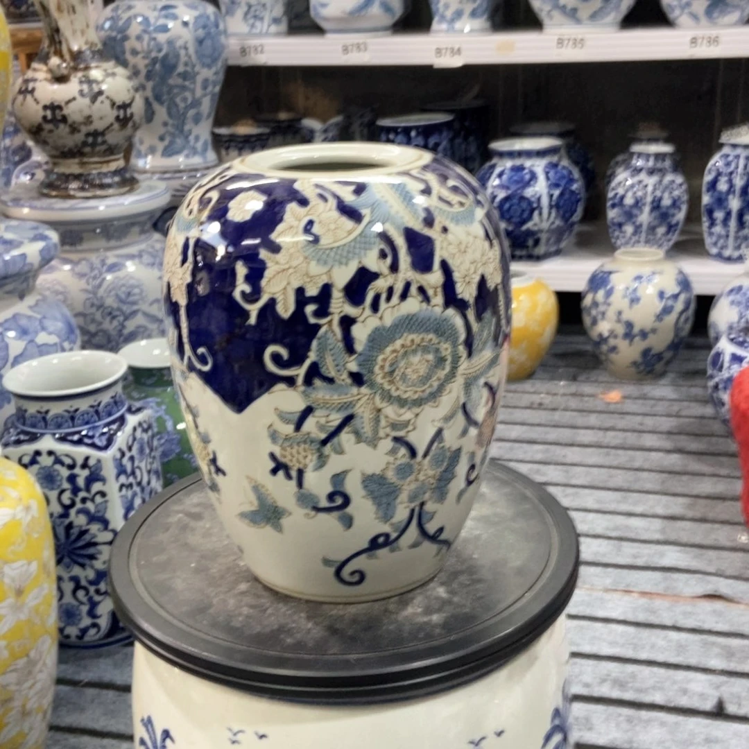 摆件花瓶手绘釉下彩轻微微瑕