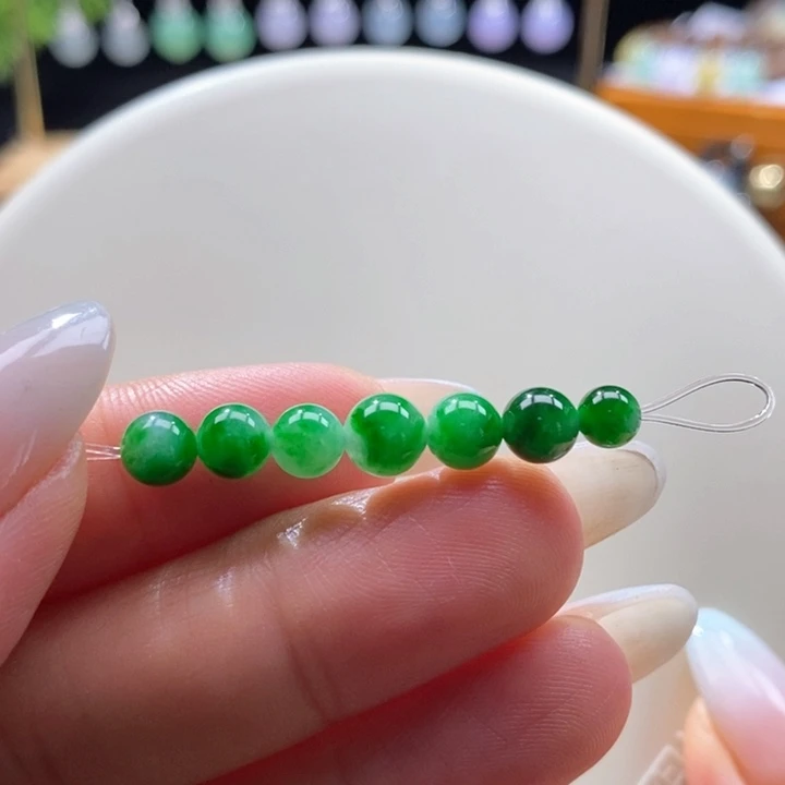 翡翠未镶嵌吊坠(不含链)多样性发其一