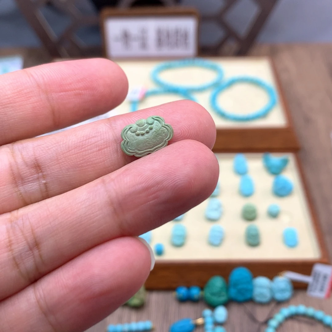 柚***子绿松石未镶嵌18配饰