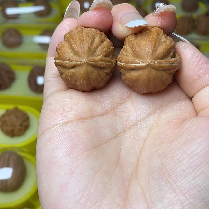 吊坠文玩核桃粗筋八棱正圆