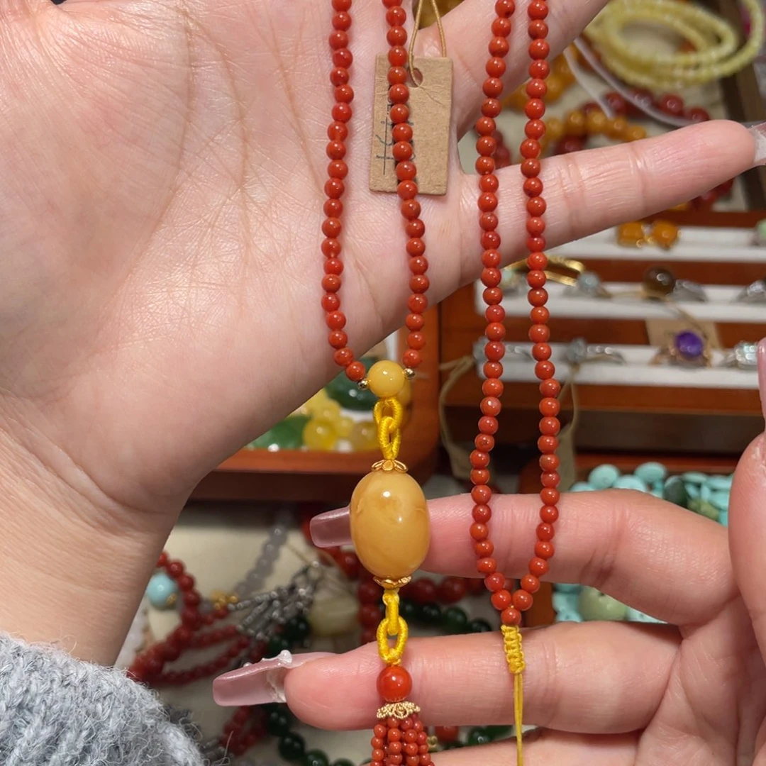 南红玛瑙项链未镶嵌