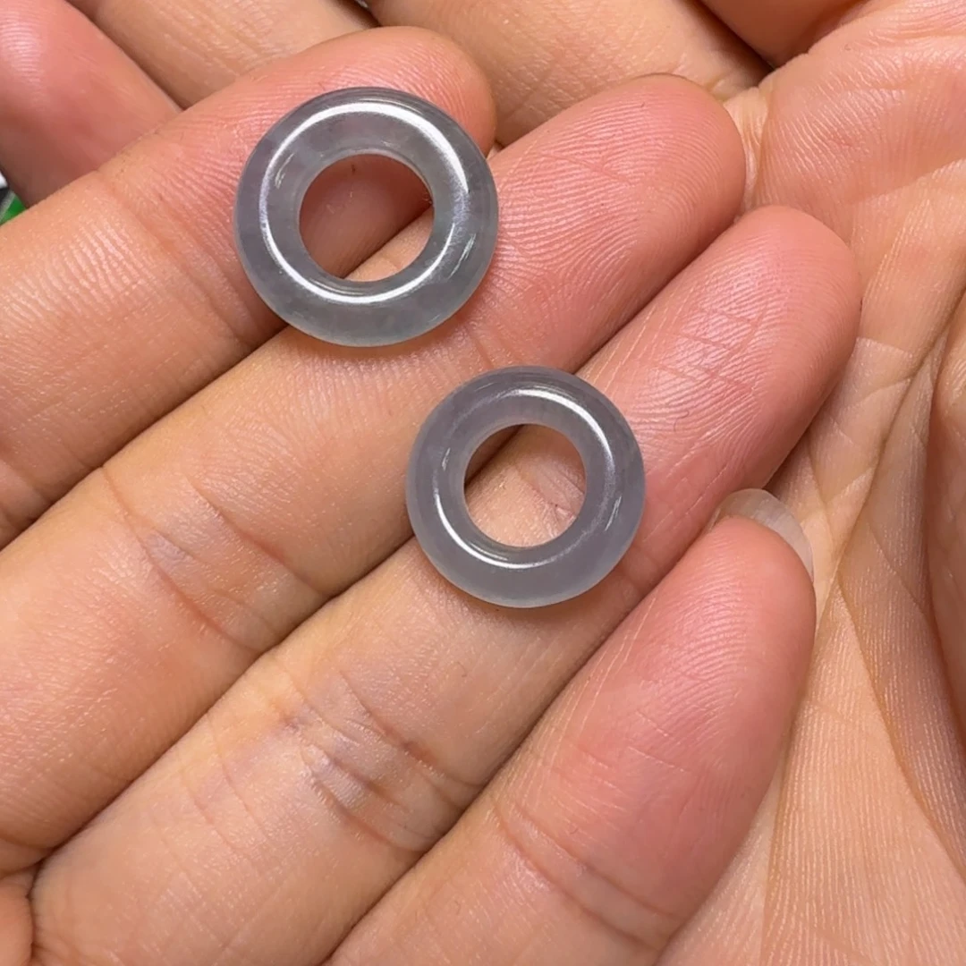 清***浅翡翠未镶嵌颈饰吊坠