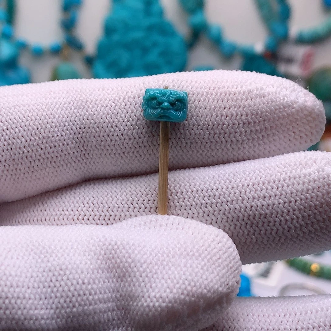 绿松石未镶嵌珠宝奇石8*5.5mm