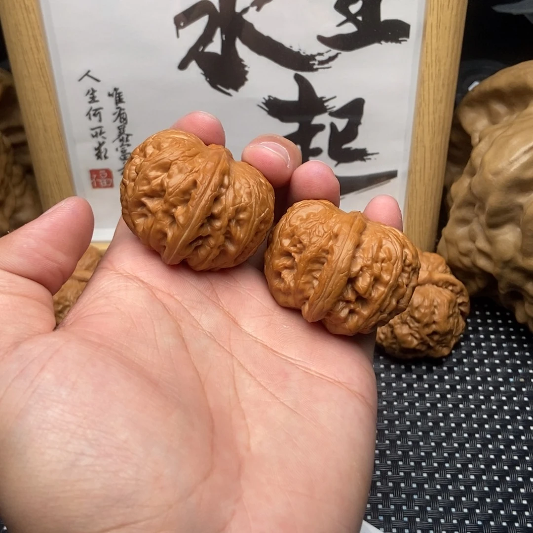 文玩核桃把件44元宝