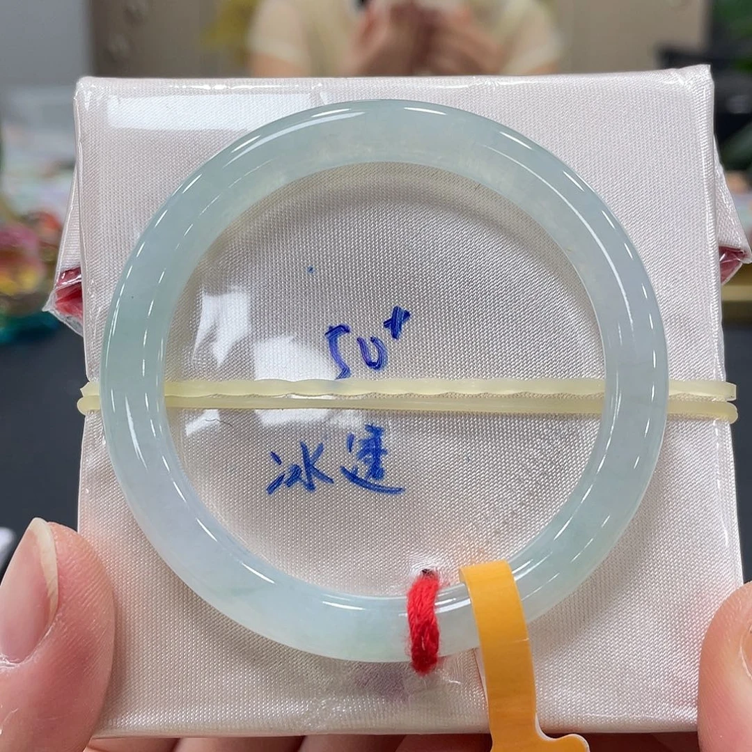 未镶嵌手镯翡翠翡翠