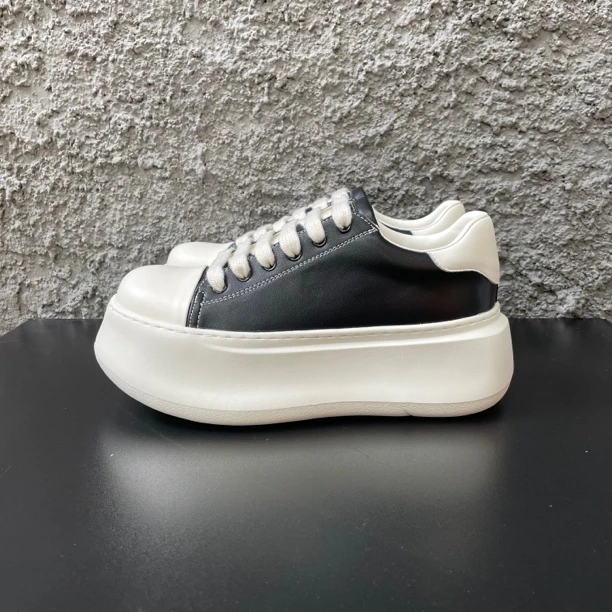 新款增高厚底休闲鞋男士冬季加厚保暖发泡底耐磨松糕鞋ins风设计