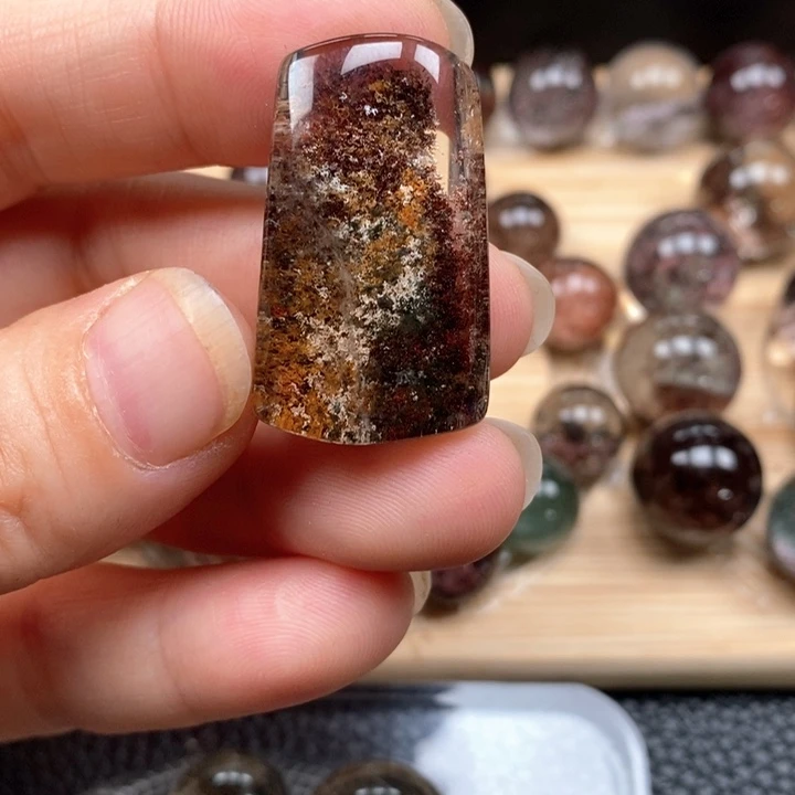 未镶嵌颈饰水晶水晶