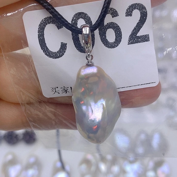 银S925镶嵌淡水珍珠颈饰