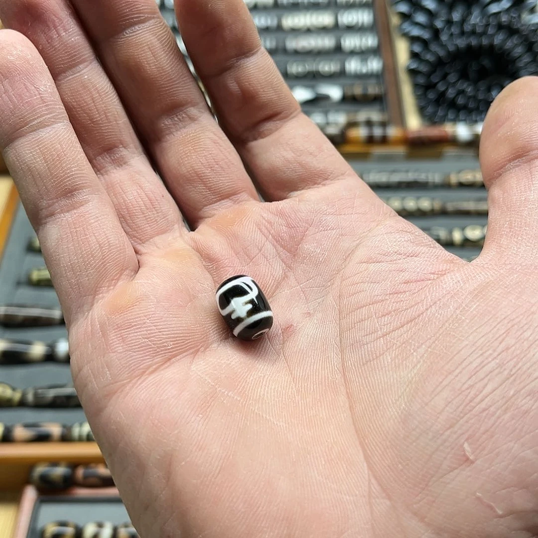 玛瑙/玉髓颈饰未镶嵌石***举