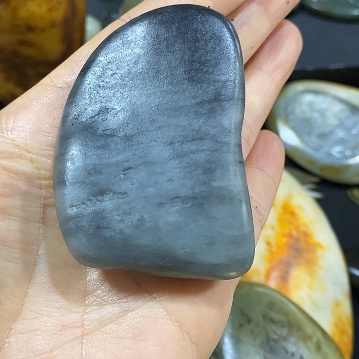 未镶嵌和田玉（糖玉）挂件