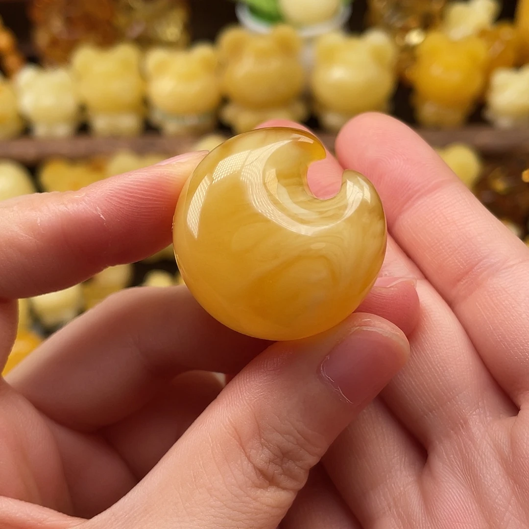 琥珀未镶嵌珠宝奇石