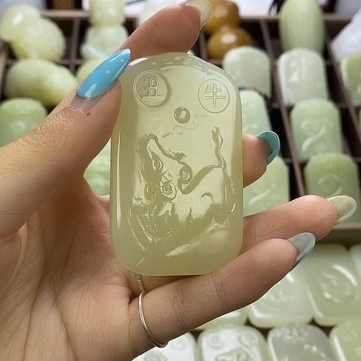 昆仑石双面守护牛