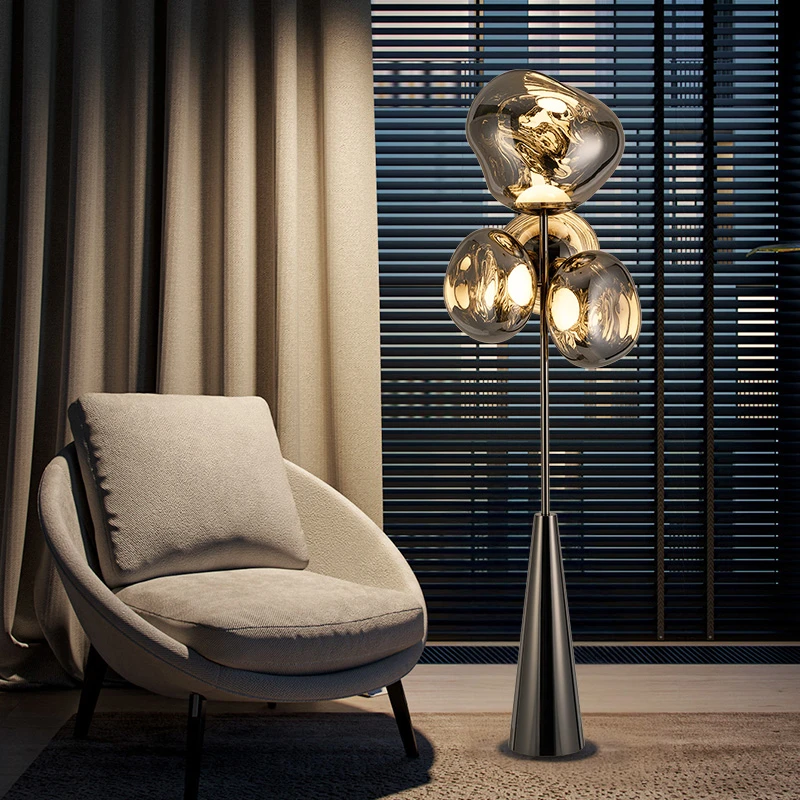 北欧轻奢熔岩4头落地灯创意创意简约极简书房立式后现代落地台灯