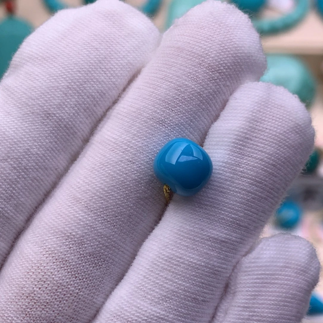 绿松石未镶嵌珠宝奇石8.5×7.4