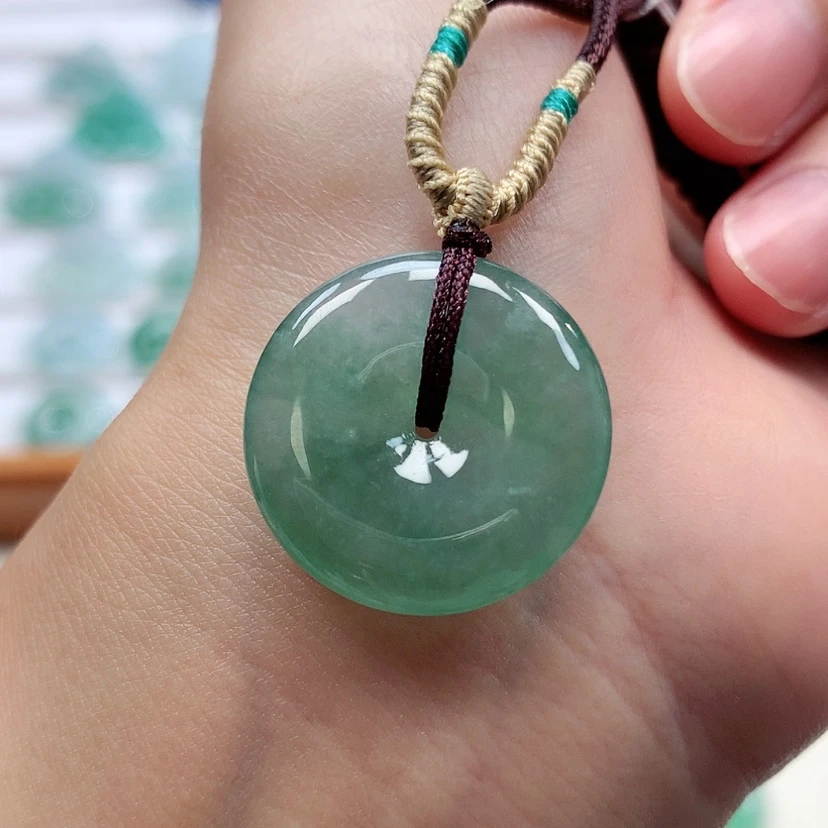 【闪购商品】翡翠未镶嵌吊坠(不含链)22/4.6