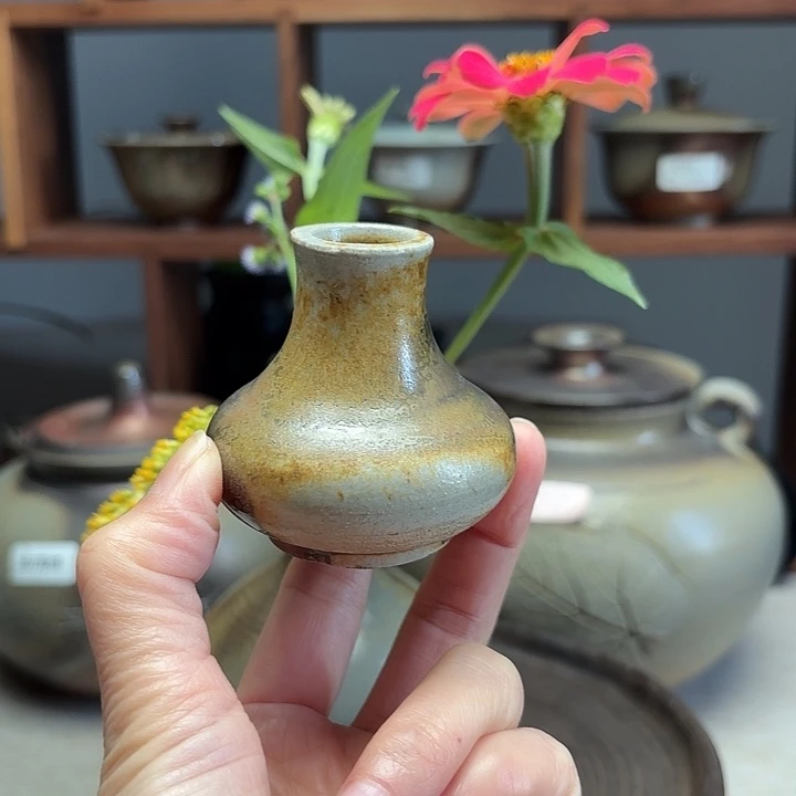 柴烧裸烧窑变鸡油黄花插