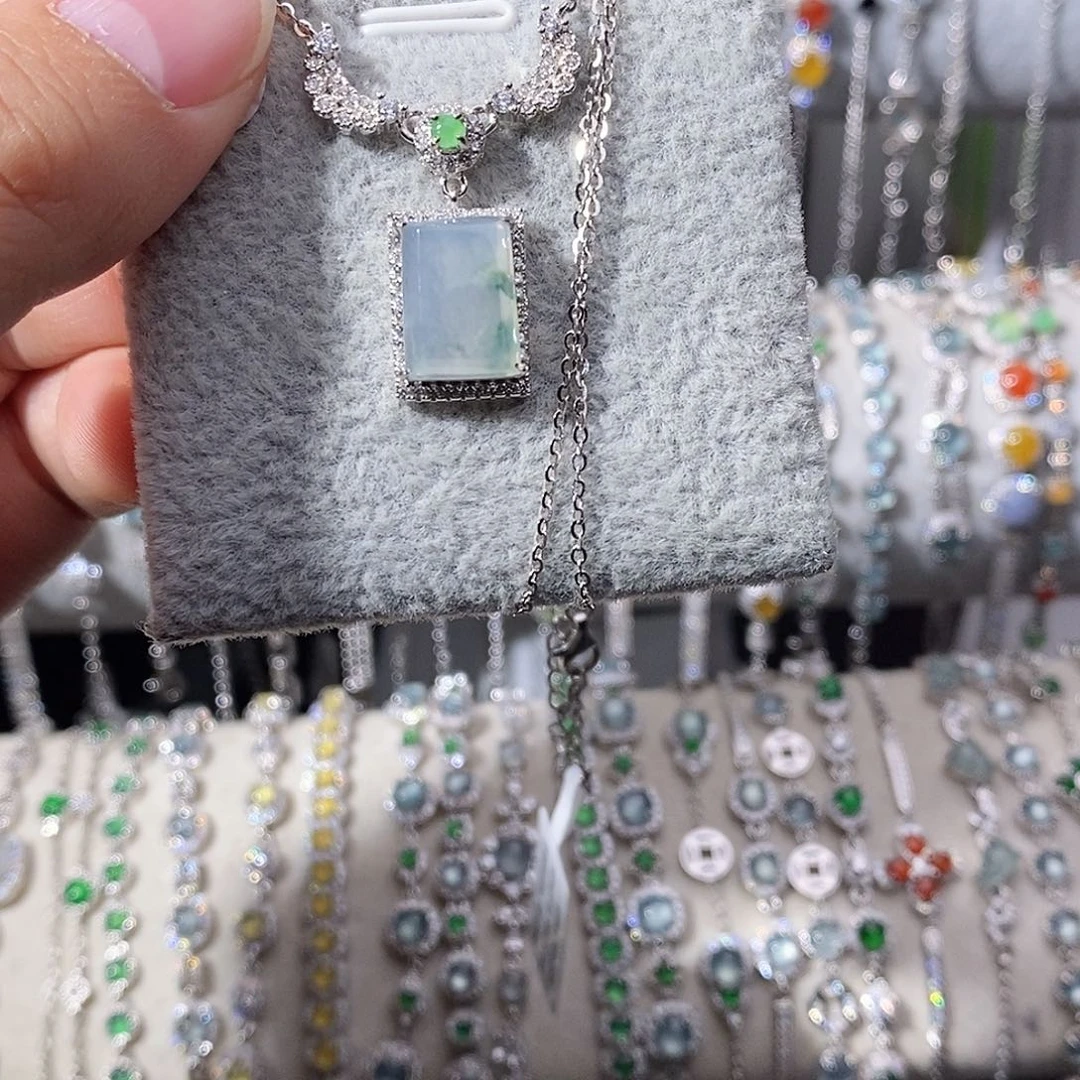 翡翠银S925镶嵌颈饰