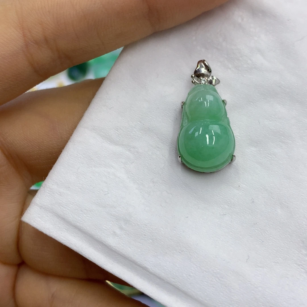 翡翠银S925镶嵌颈饰