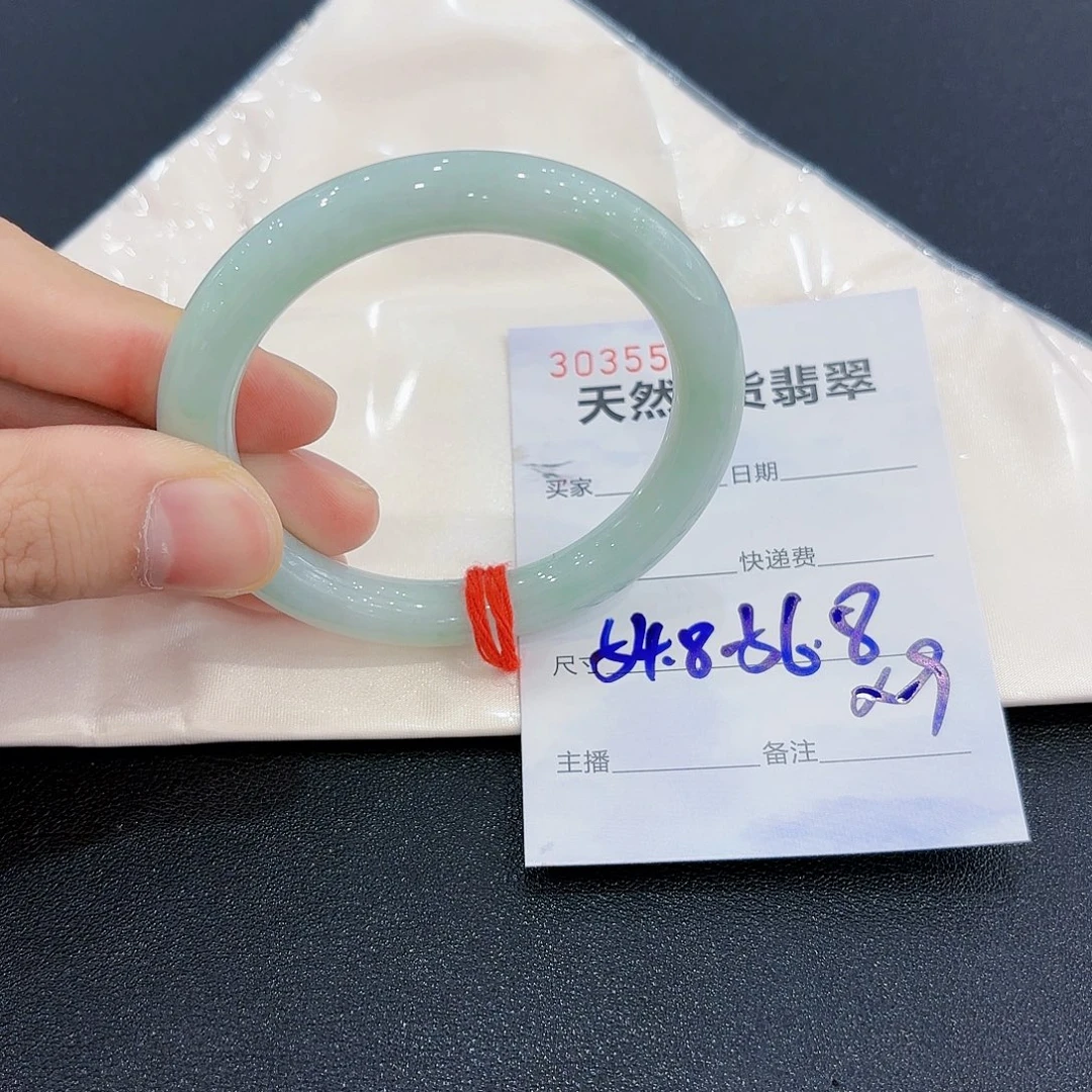 翡翠未镶嵌手镯翡翠手镯