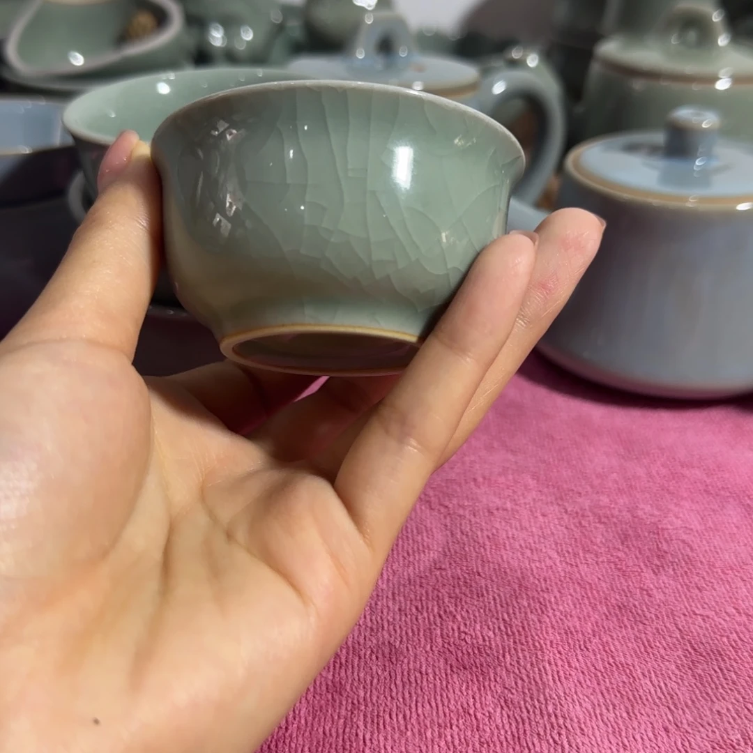原矿粉青釉小客杯……