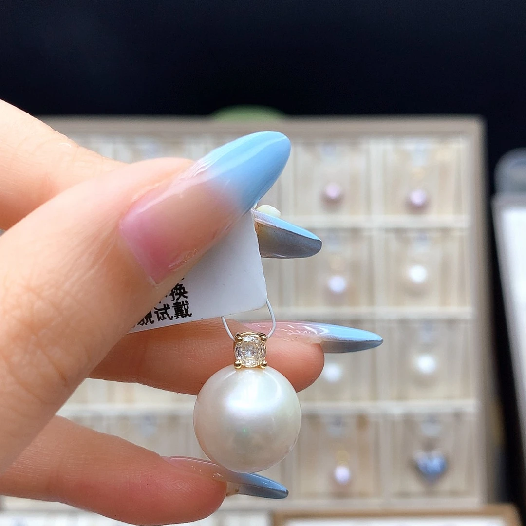 淡水珍珠合金颈饰