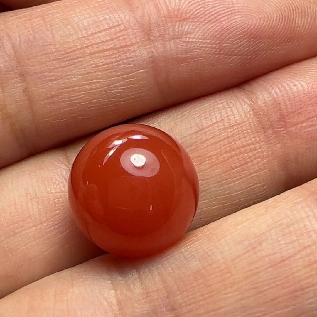 ****宁南红玛瑙未镶嵌珠子