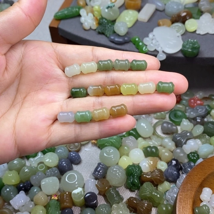 未镶嵌和田玉挂件19.9一个多样性发其一