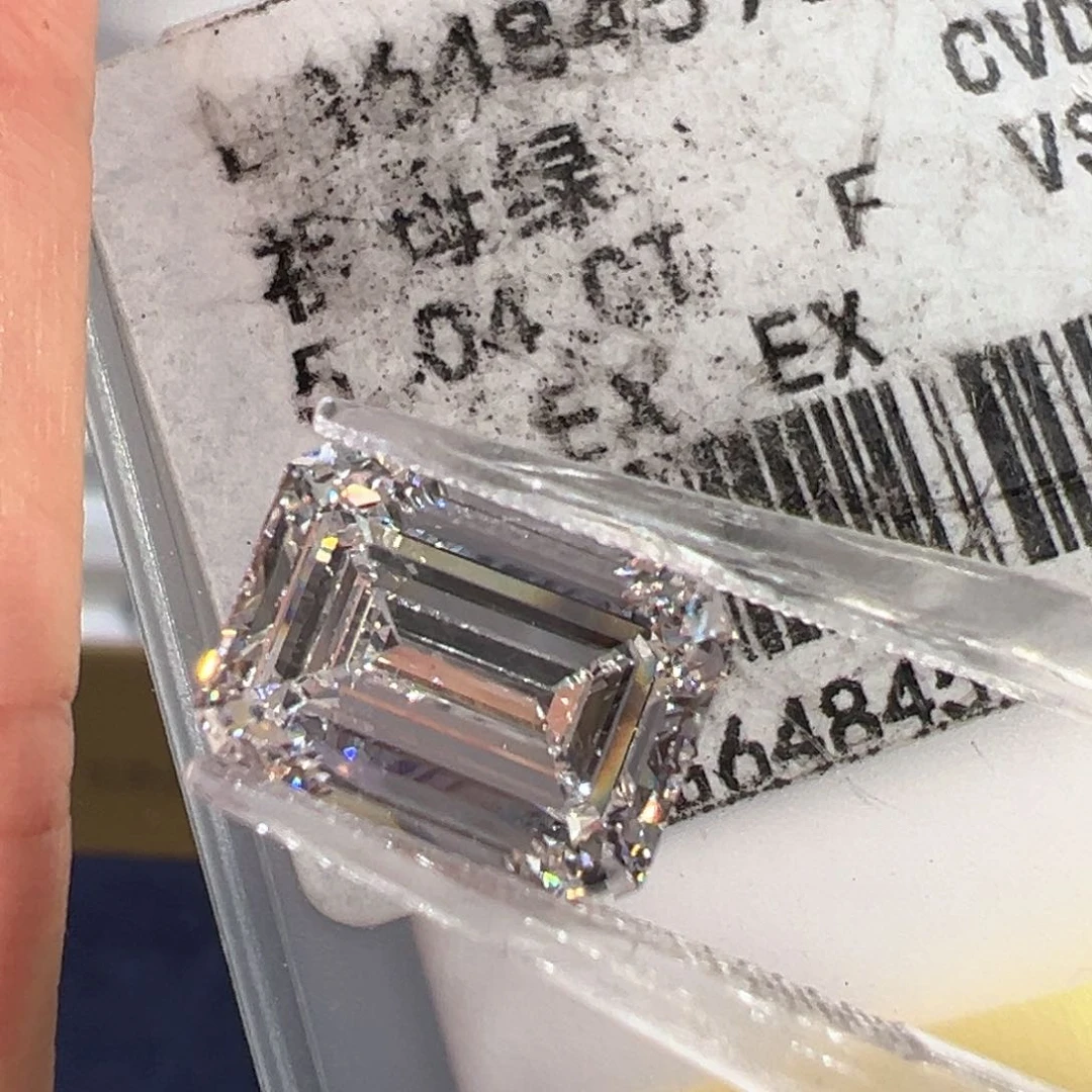 实验室培育钻石裸石未镶嵌开****3