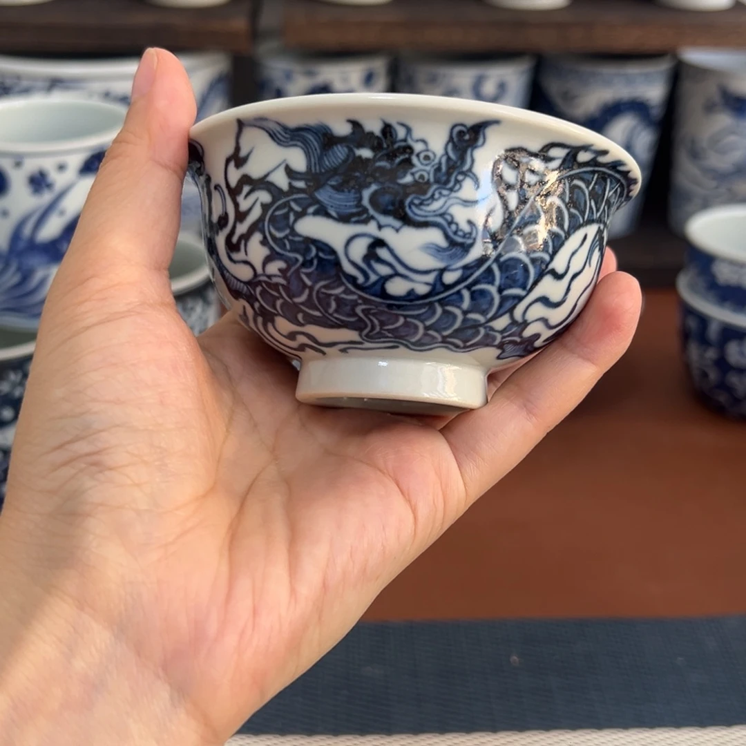 景德镇纯手绘龙纹压手杯