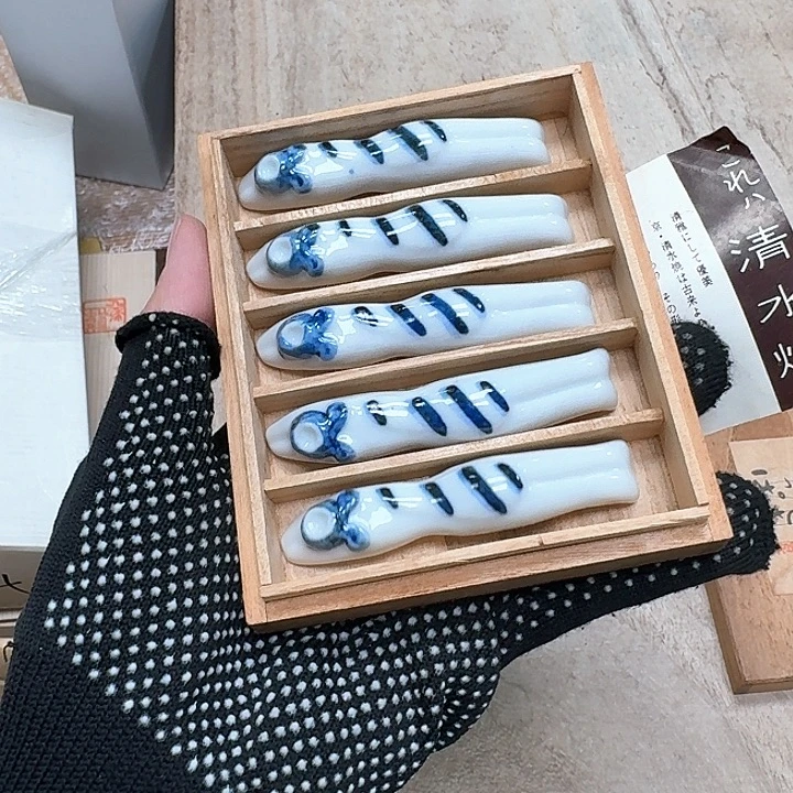 瓷片噗哈哈哈哈哈哈哈