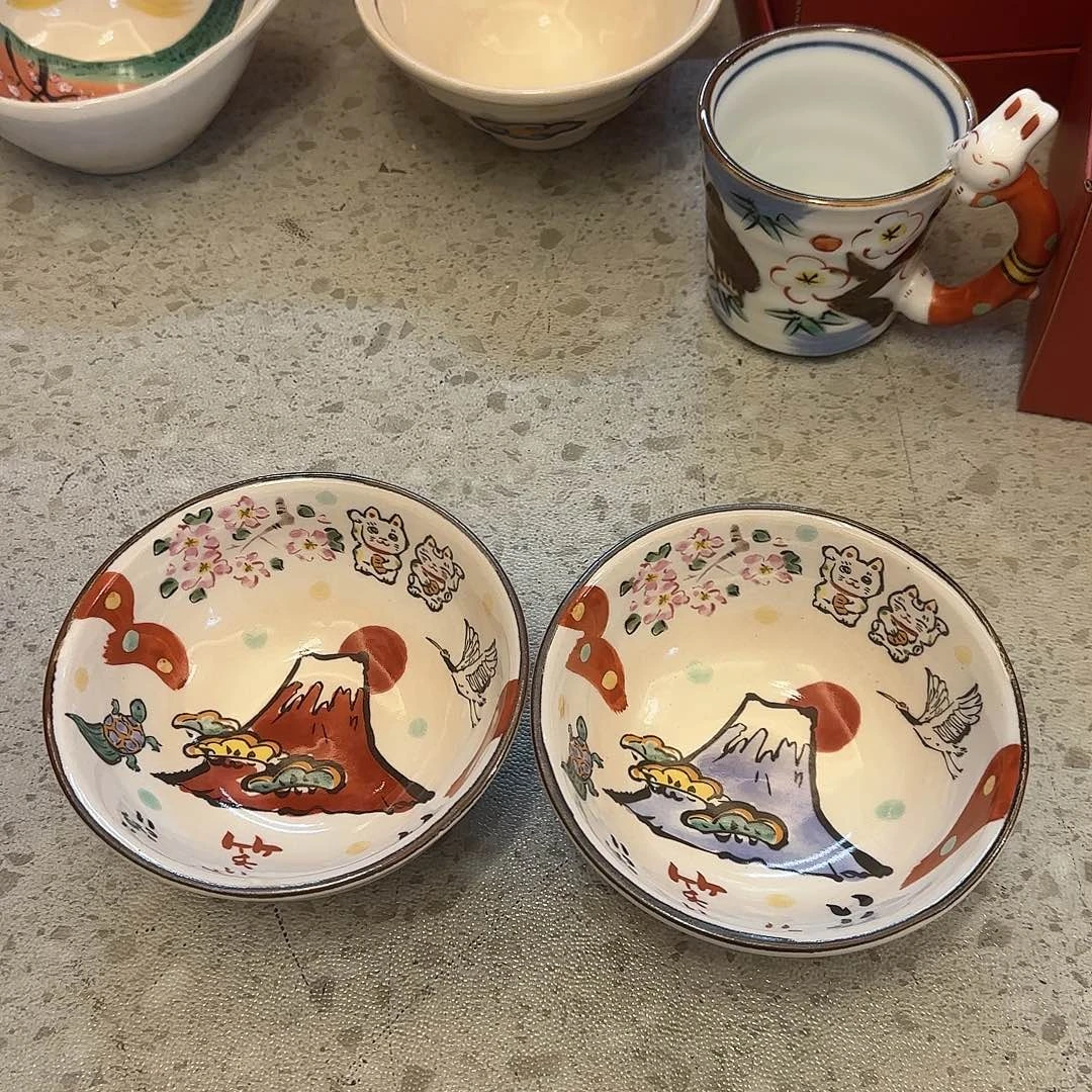 茶盏哈哈我也是很喜欢的呢