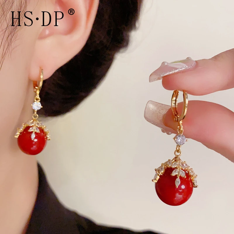 铜合金耳饰 法式复古树叶红色珠珠耳坠女精致轻奢百搭高级感耳扣