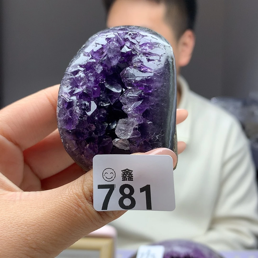 未镶嵌大型摆件（非配饰）水晶