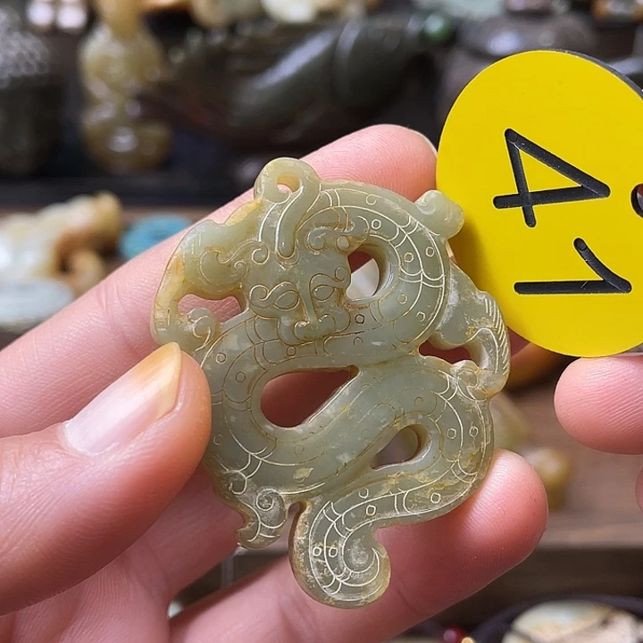 和田玉（糖玉）未镶嵌颈饰