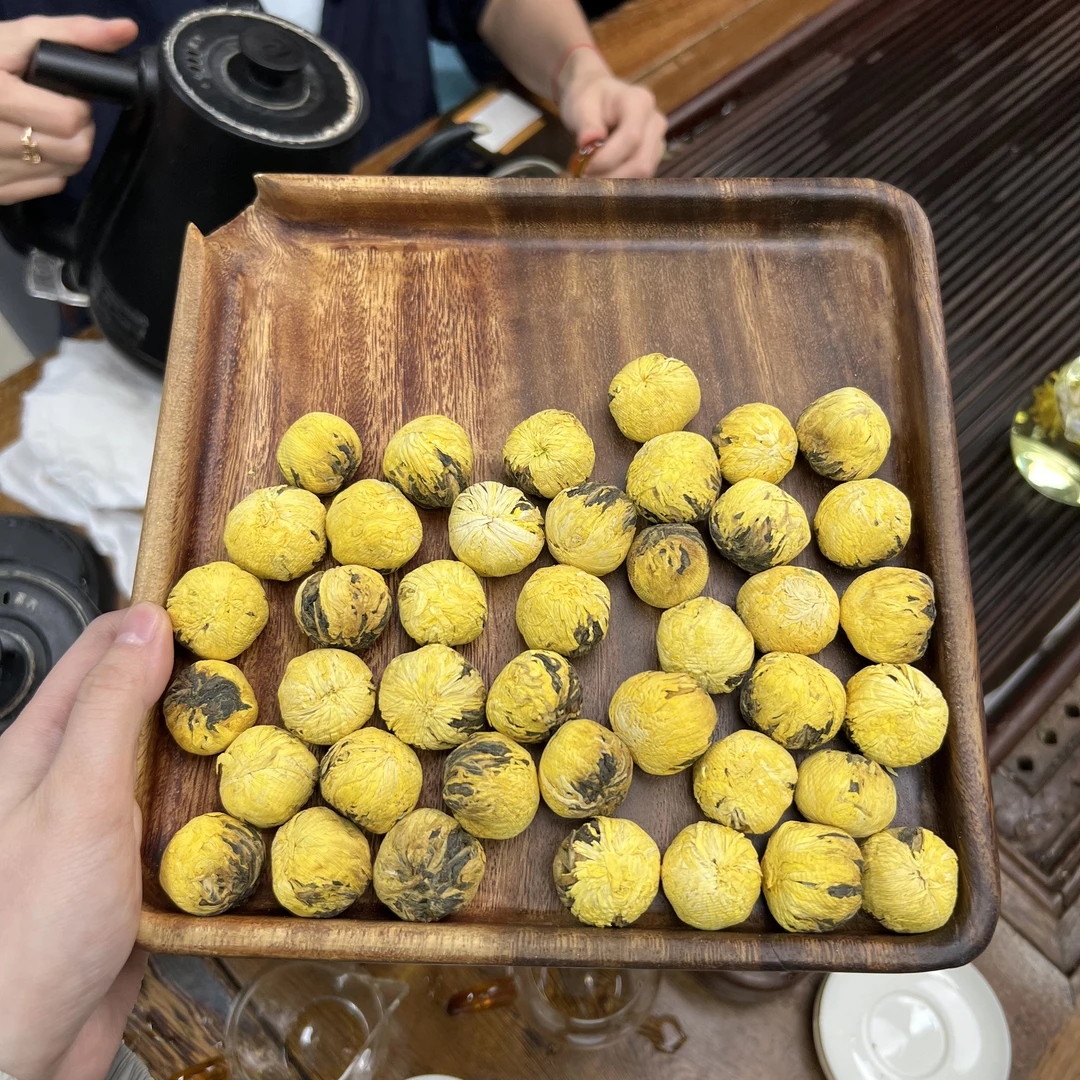 云南滇红菊花绣球 小鹿收茶  菊花红茶 5月29/2