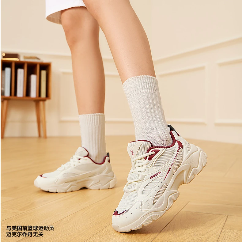 乔丹云履情侣休闲秋季网面透气撞色复古运动软底舒适老爹鞋