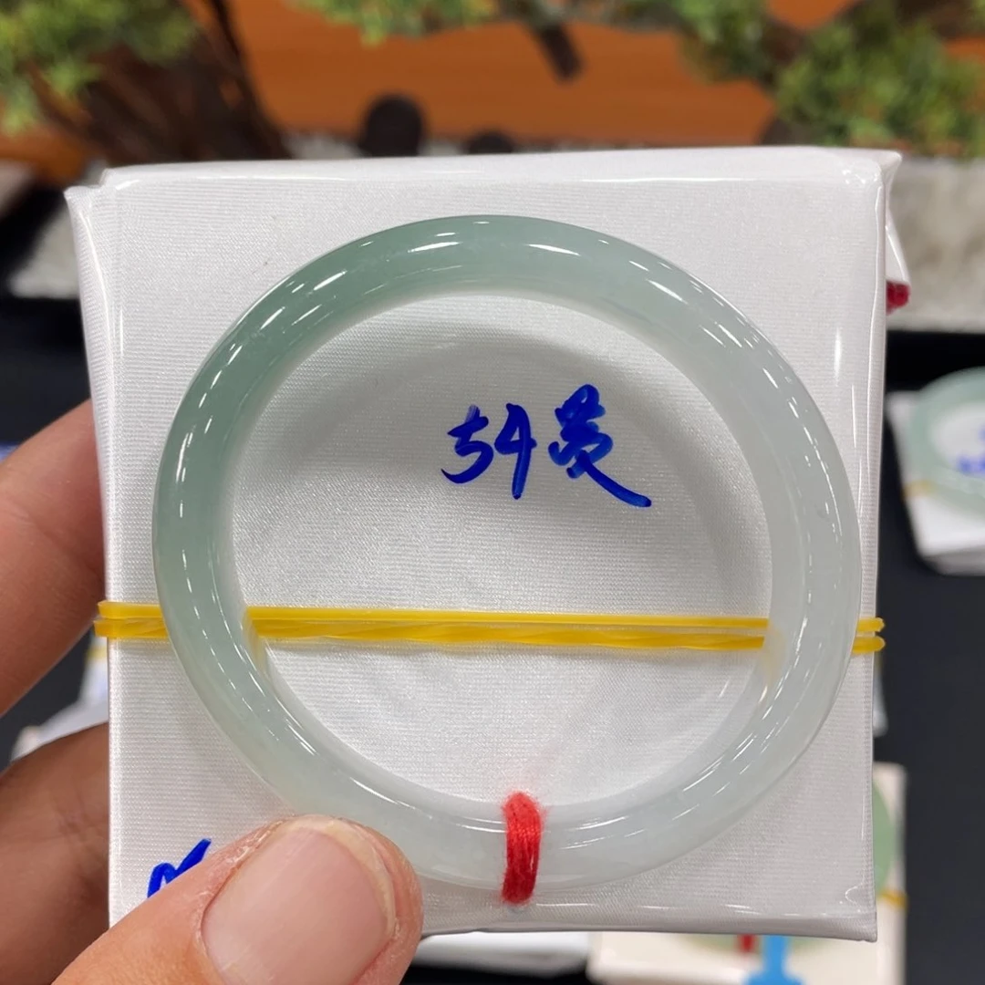 未镶嵌手镯翡翠缅甸