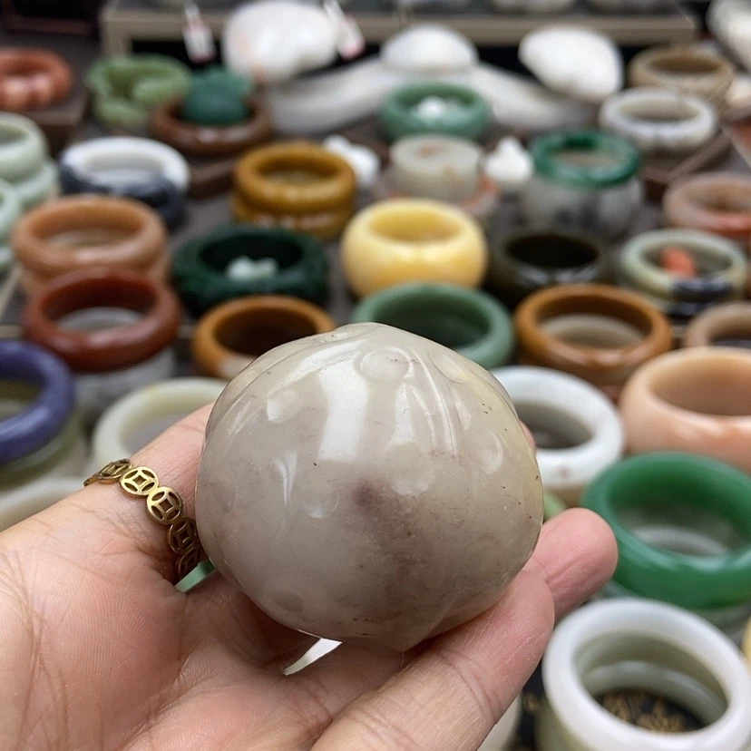 【闪购商品】石英质玉手镯54未镶嵌