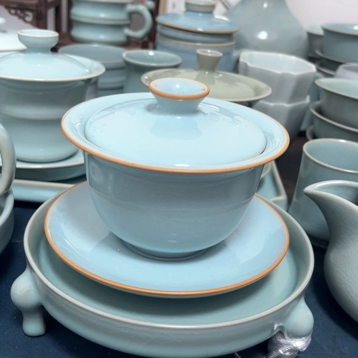 摆件秦****金微瑕元宝…………