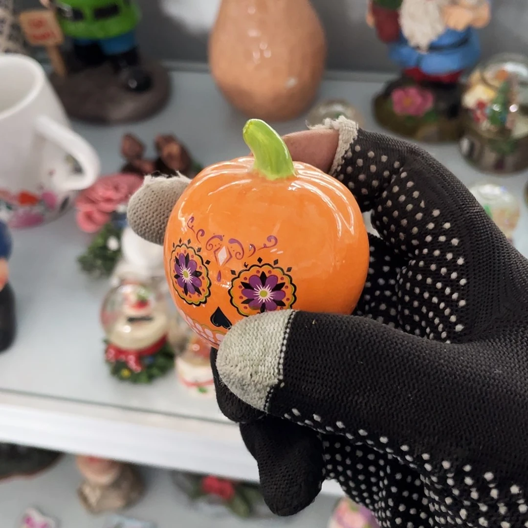 摆件电****.         摆件。