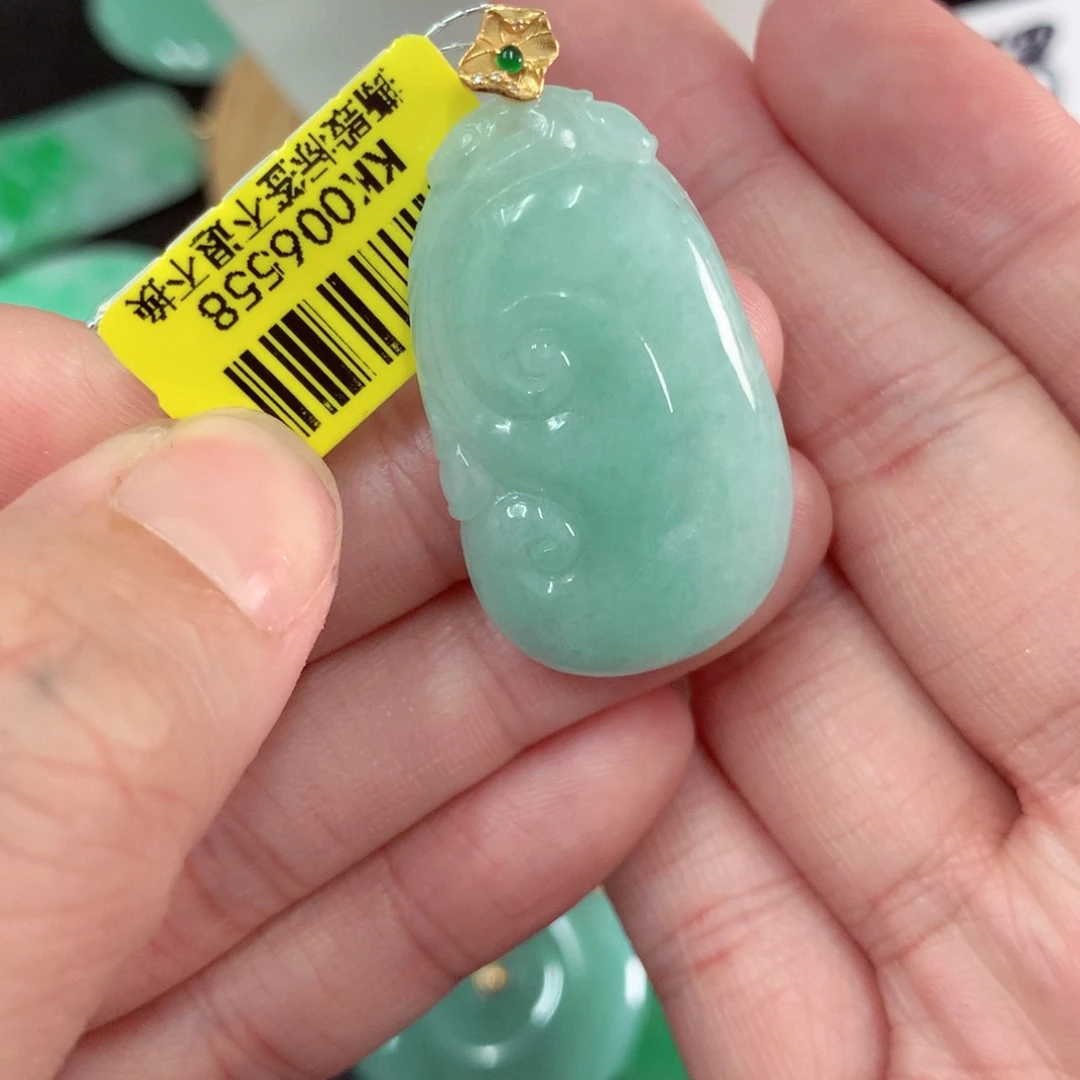 吊坠(不含链)18K金镶嵌翡翠