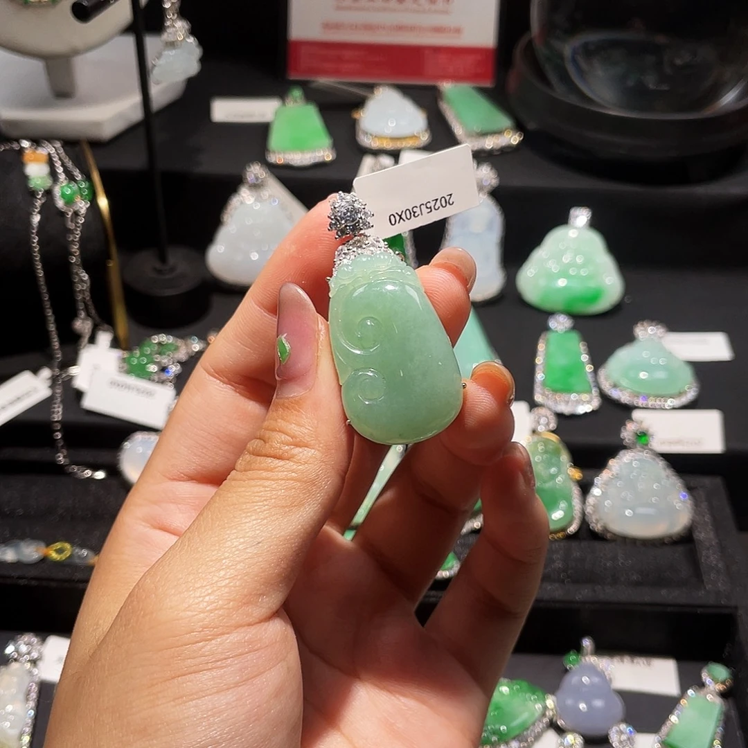 翡翠银S925镶嵌颈饰