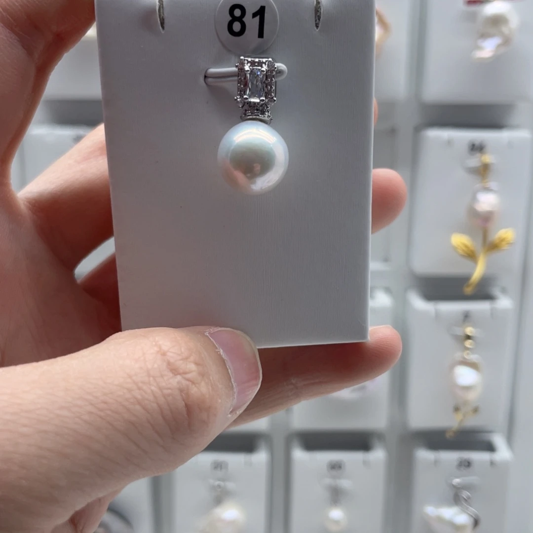 合金淡水珍珠颈饰