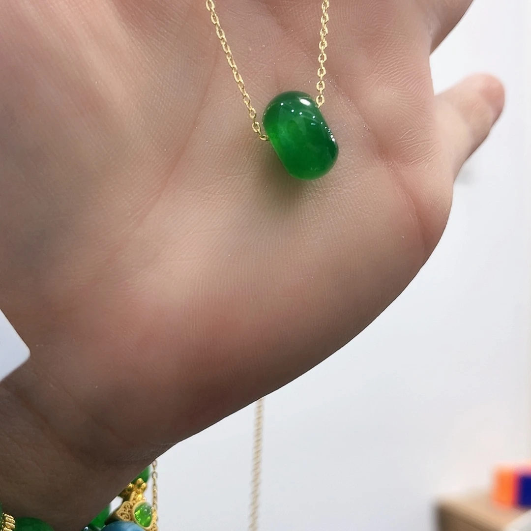 翡翠未镶嵌颈饰吊坠D14