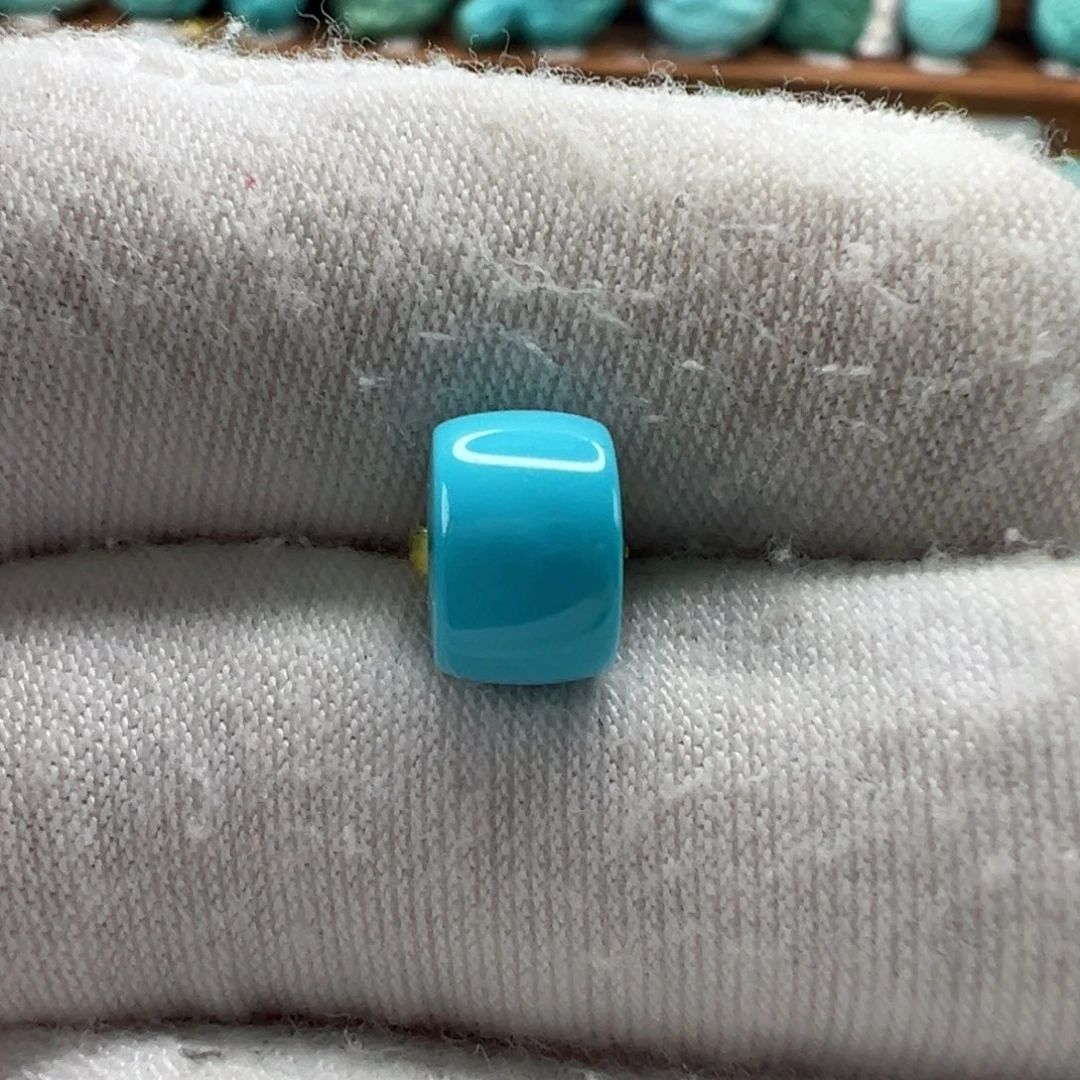 绿松石未镶嵌直切珠8.5mm