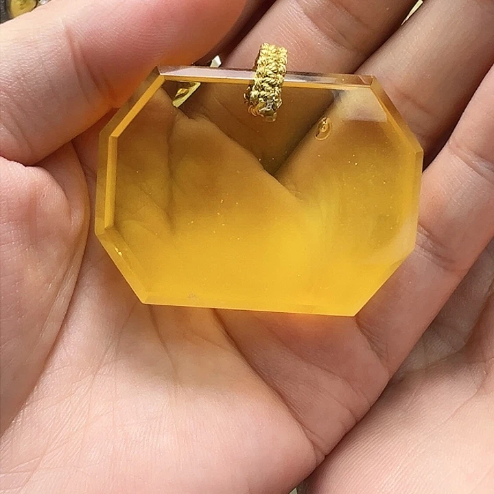 颈饰未镶嵌南红玛瑙